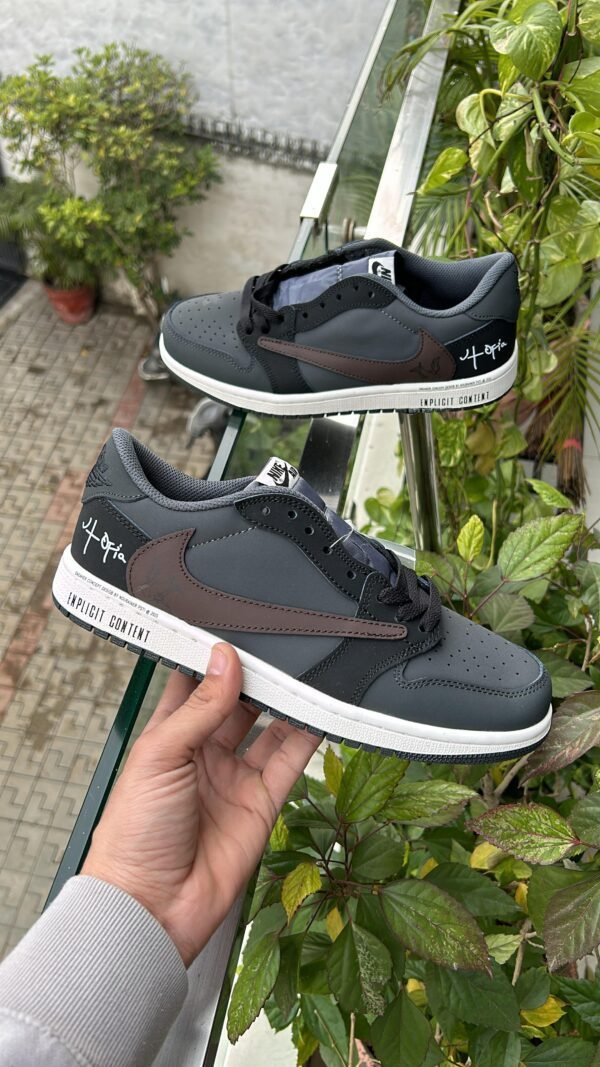 Jordan 1 Low Travis Scott Utopia Custom Edition