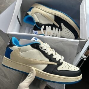 Jordan 1 Low Travis Scott X Fragment