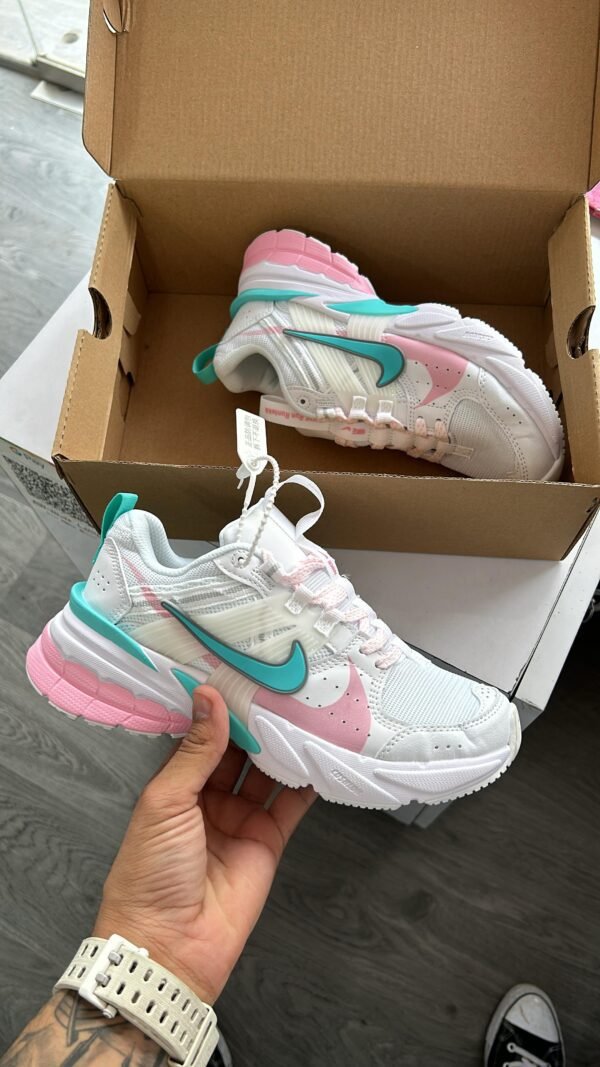 NIKE Women Run V2K Double Swoosh