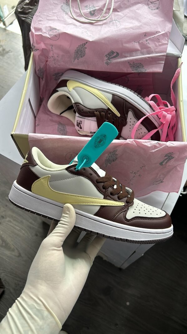 AIR JORDAN 1 Low Travis Scott Jack Cactus
