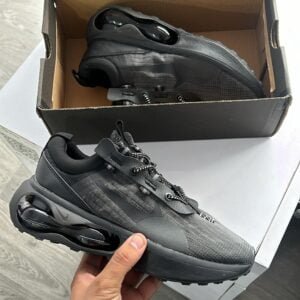 NIKE AirMax 2021Triple Black