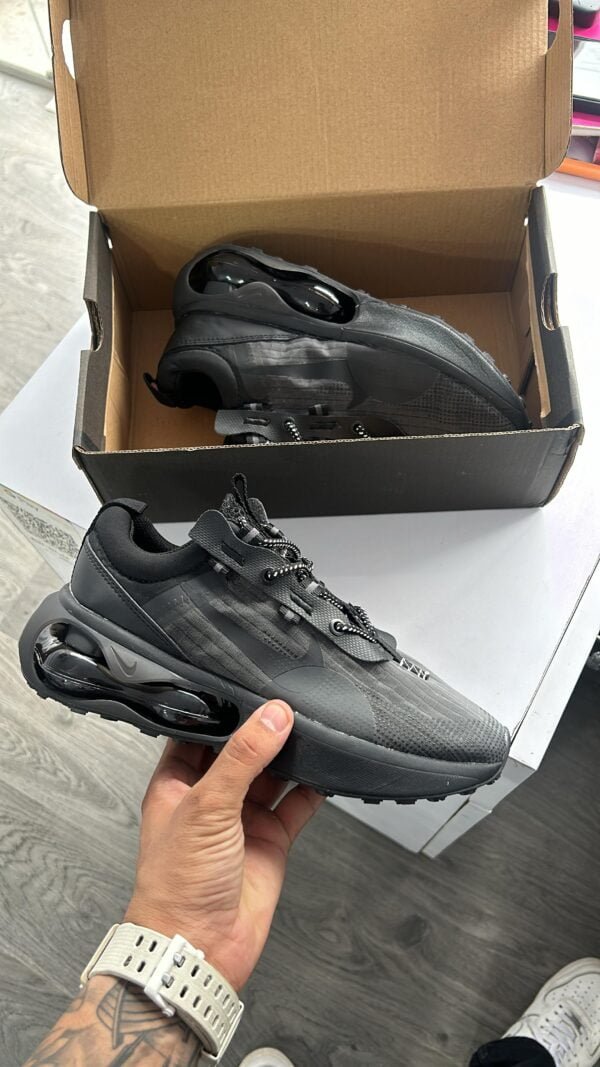 NIKE AirMax 2021Triple Black