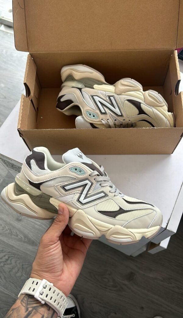 NEW BALANCE 9060 Series