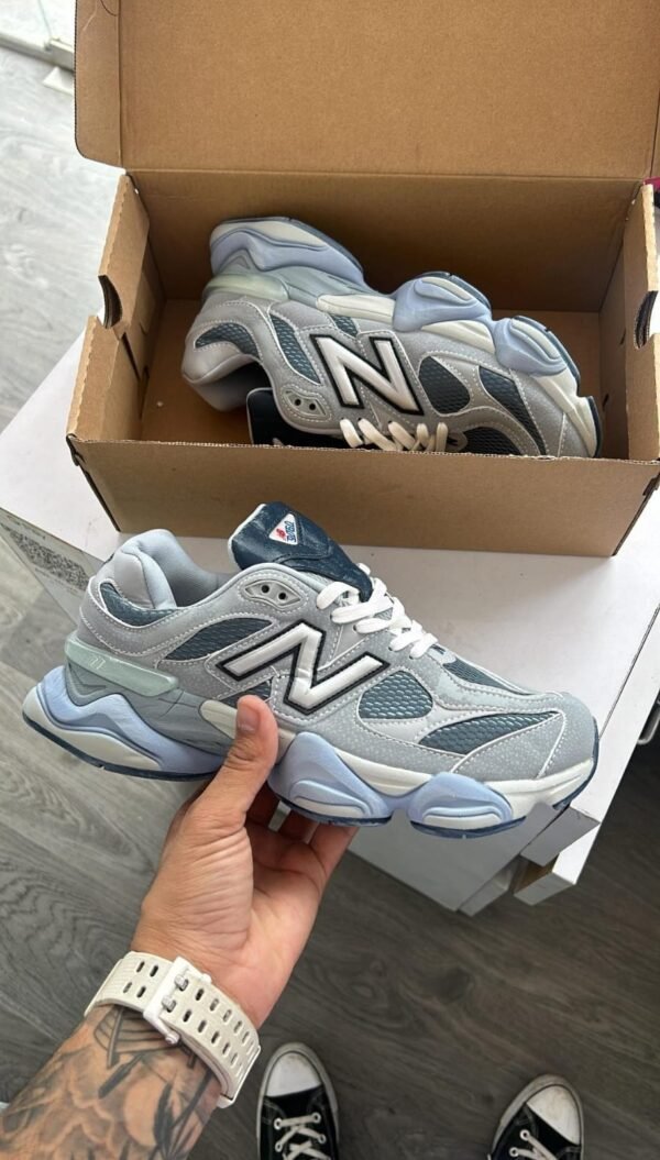 NEW BALANCE 9060 Series