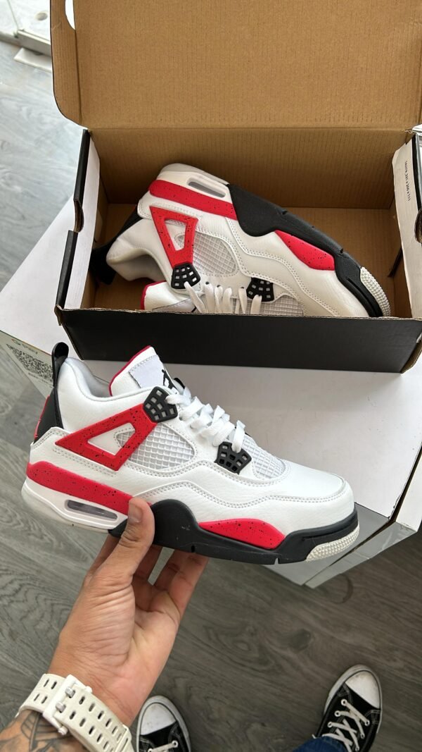 JORDAN Retro 4 Red Cement