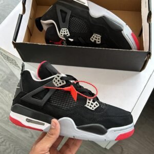 JORDAN Retro 4 Bred
