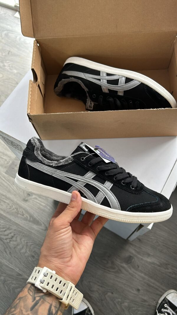 ONITSUKA TIGER Tokuten Sneakers