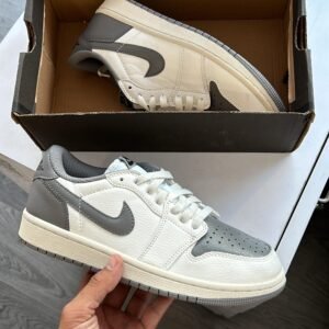 AIR JORDAN One Low “Atmosphere Grey”