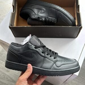 AIR JORDAN One Low “Triple Black”