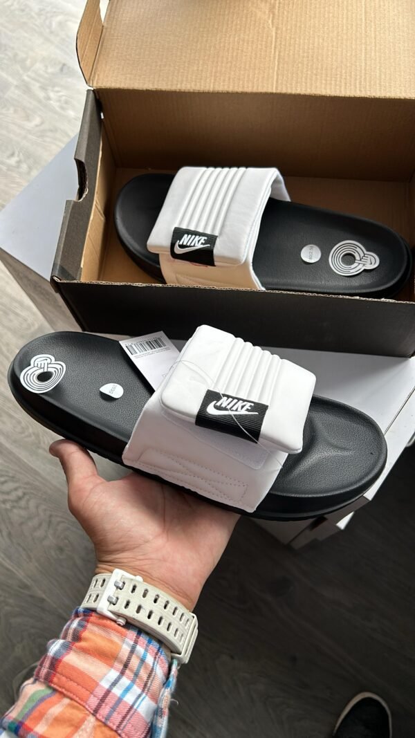 NIKE Off Court Adjust Slides