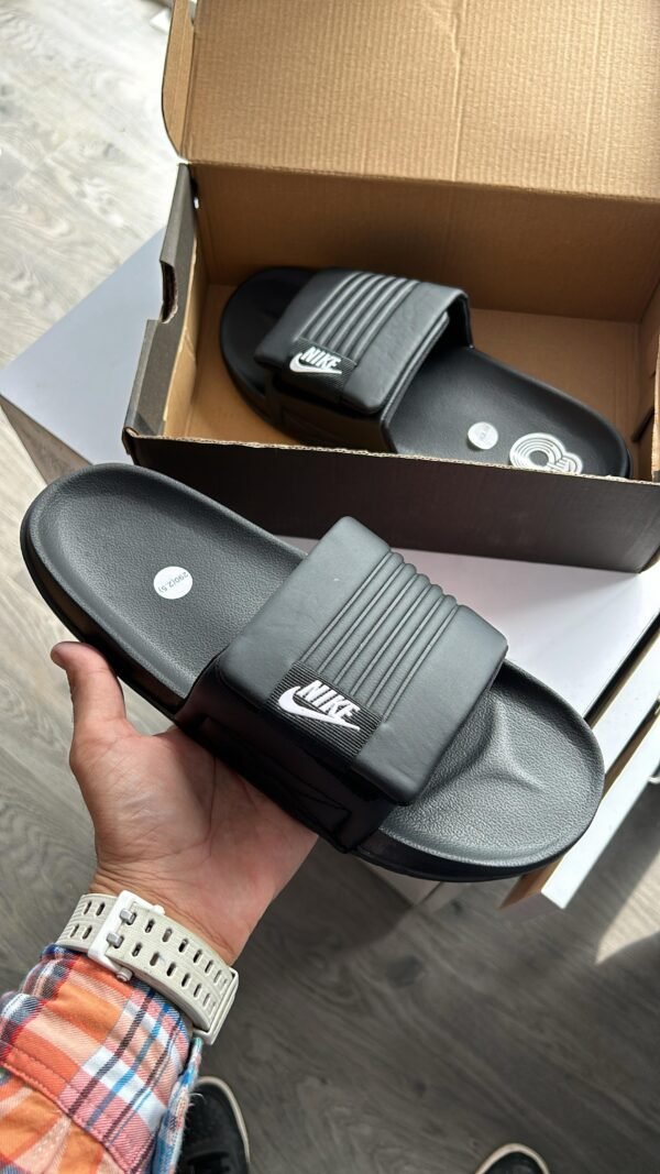 NIKE Off Court Adjust Slides
