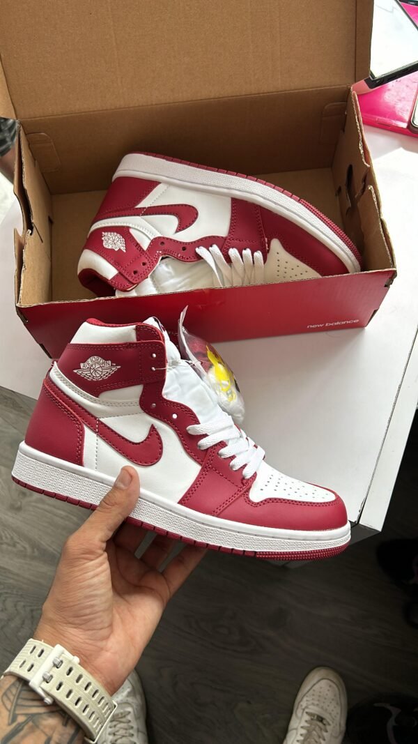 AIR JORDAN One High