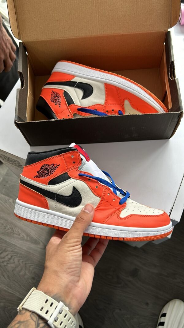 AIR JORDAN One Mid "Team Orange"