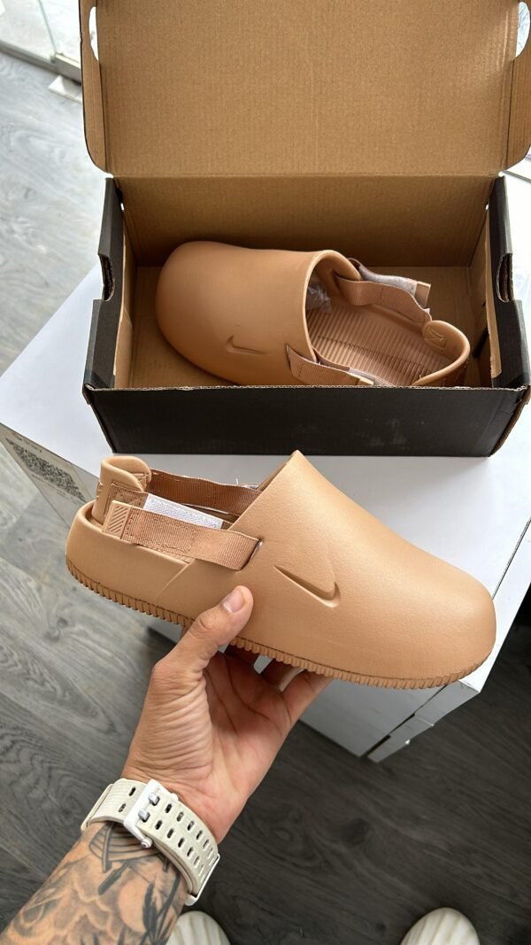 NIKE Calm Mules