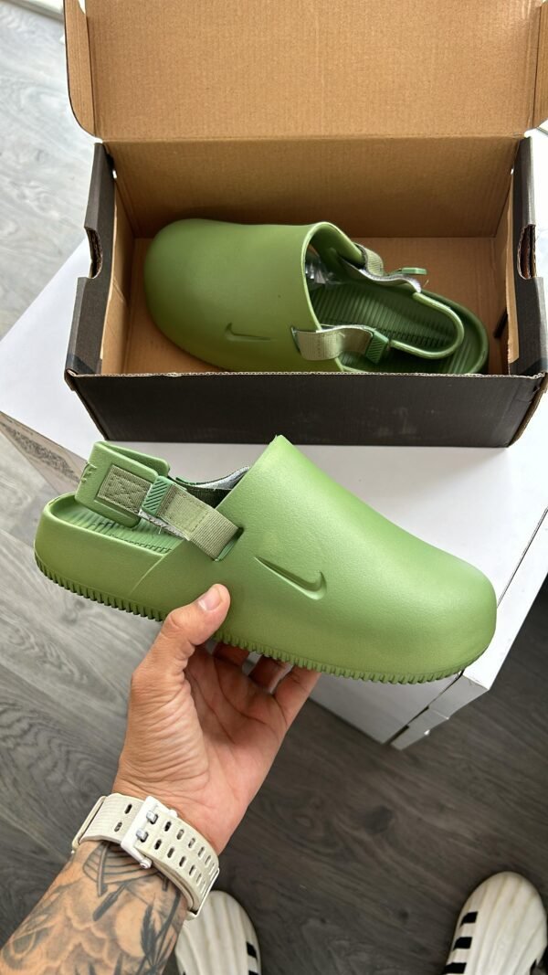 NIKE Calm Mules