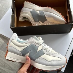 NEW BALANCE 327 Series