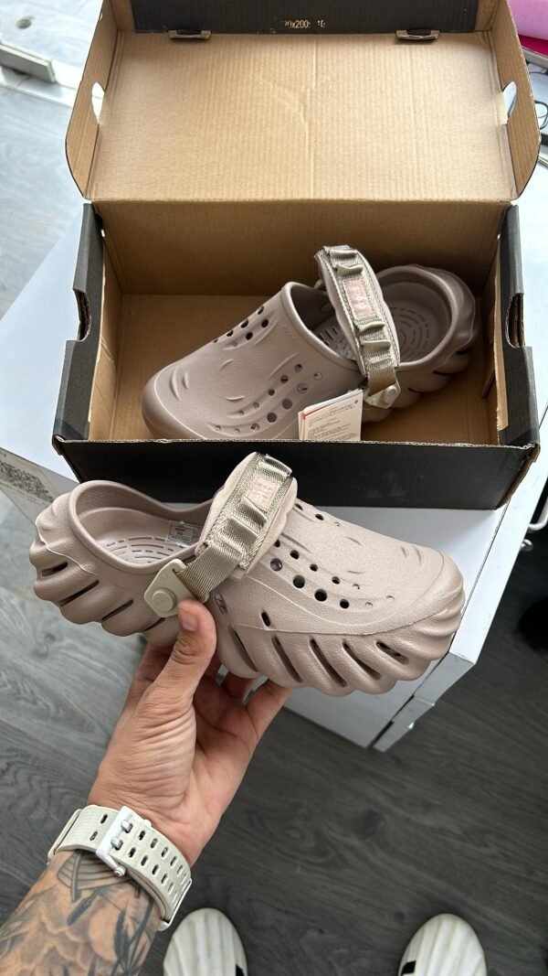 CROCS Echo Clog