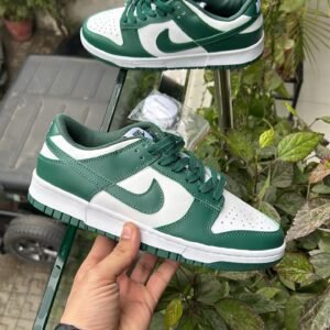 NIKE SB Dunks