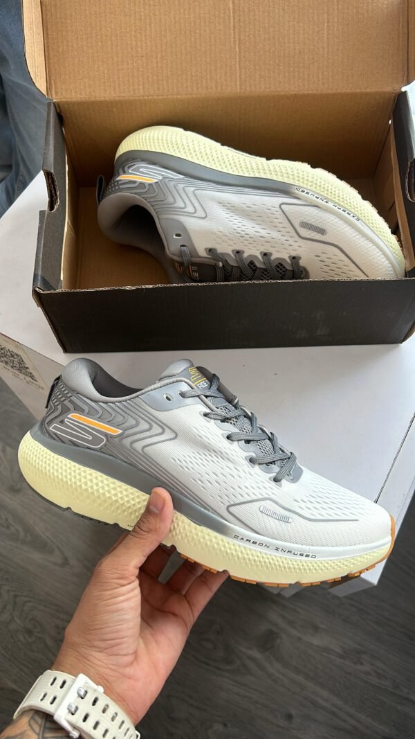 SKECHERS Go Run Ride 11