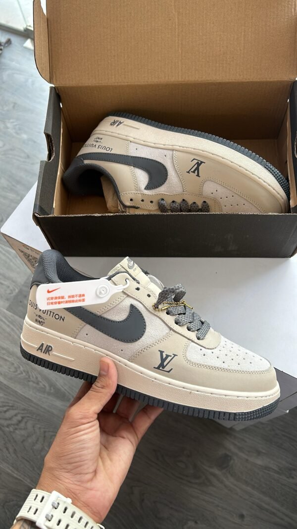NIKE AirForce One Custom Edition