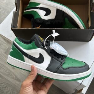 AIR JORDAN One Low “Green Toe”