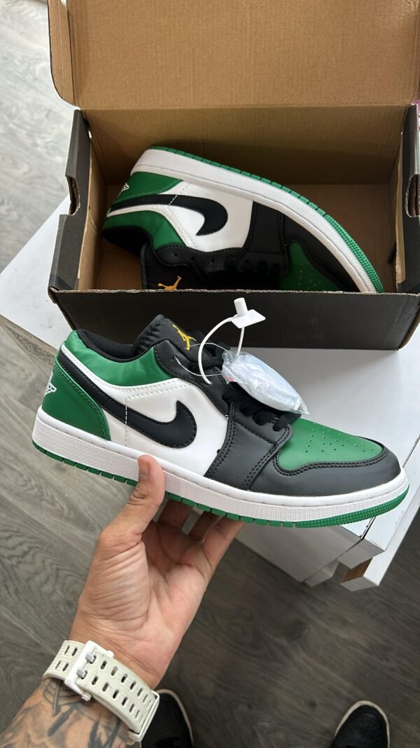 AIR JORDAN One Low "Green Toe"