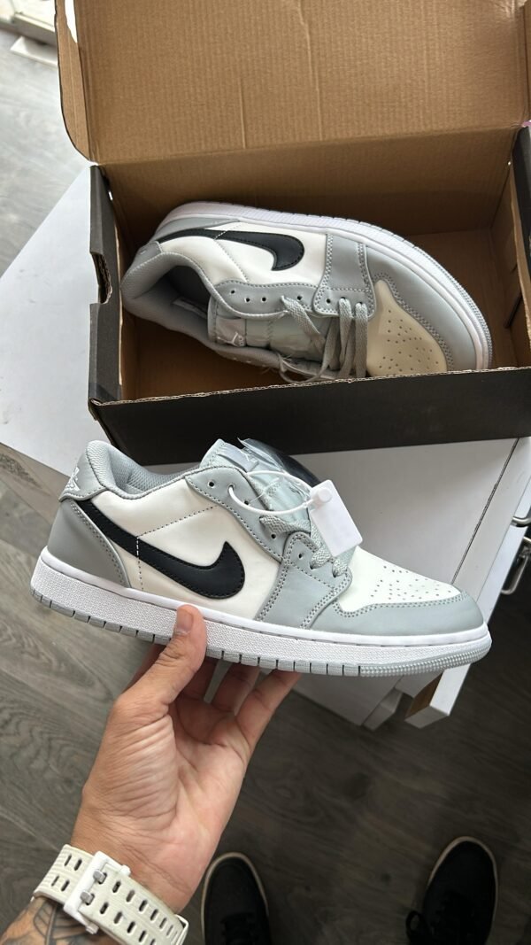 AIR JORDAN One Low "Classic Grey"