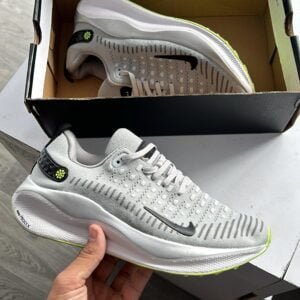 NIKE Infinity Run 4