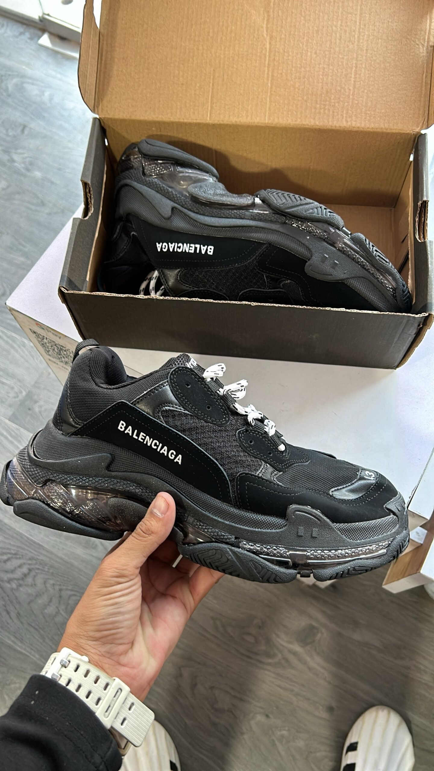 BALENCIAGA Triple S