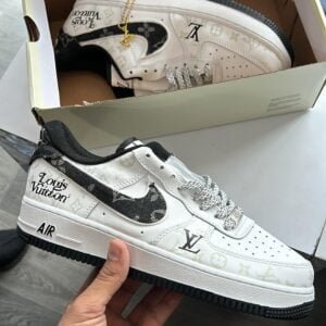 LOUIS VUITTON X NIKE AirForce One Customs