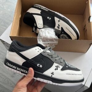 NIKE SB Dunk X CHROME HEARTS Limited Edition