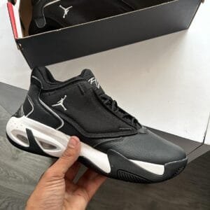 JORDAN Max Aura 4