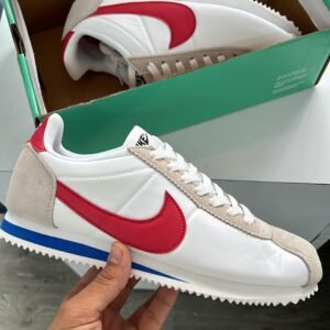 NIKE Cortez Leather