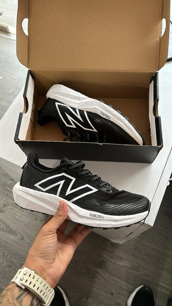 NEW BALANCE Fuelcell Venym