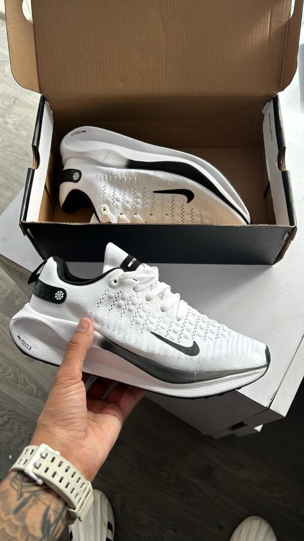 NIKE ReactX Infinity Run 4