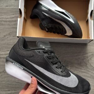 NIKE Zoom Fly Running