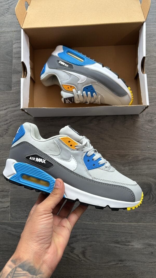 NIKE AirMax 90