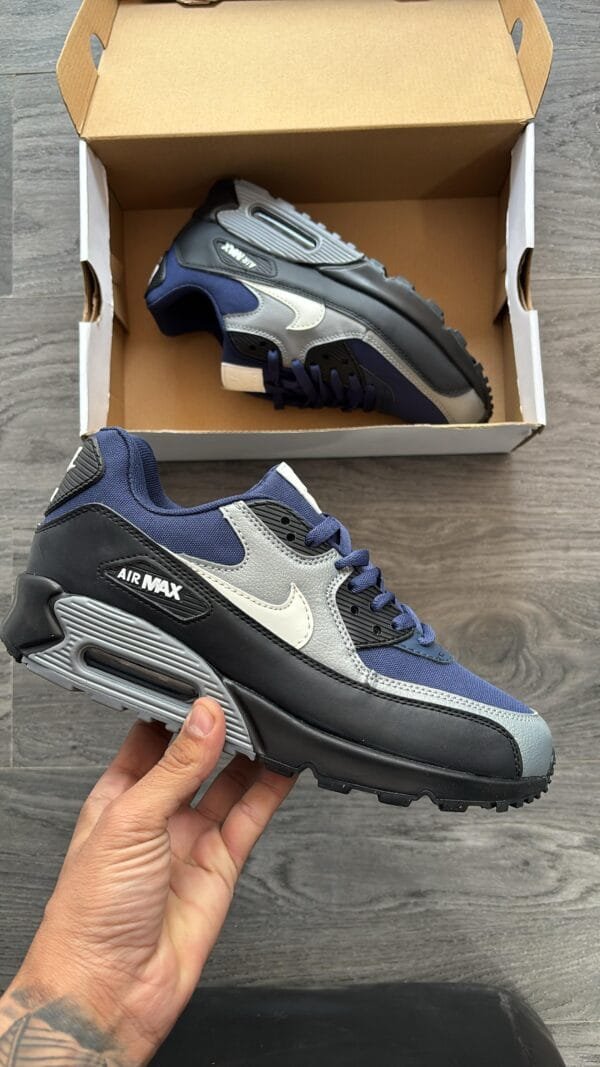 NIKE AirMax 90