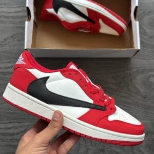 AIR JORDAN X TRAVIS SCOTT One Low “Chicago Concept”