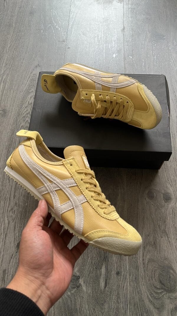 ONITSUKA TIGER Mexico 66