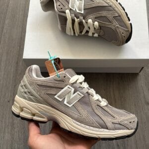 NEW BALANCE 1906R