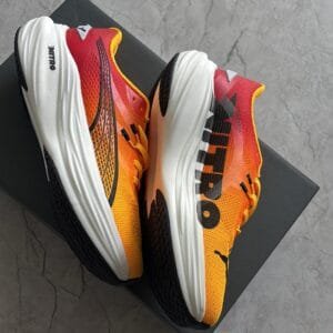 PUMA Deviate Nitro 3 Running