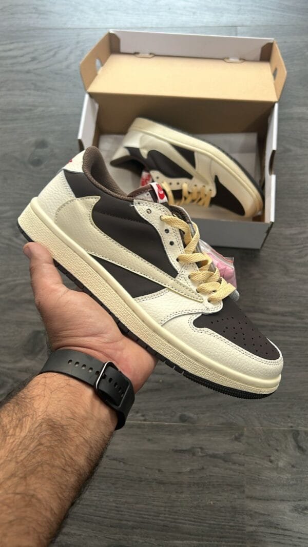 AIR JORDAN X TRAVIS SCOTT One Low Jack Cactus