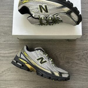 NEW BALANCE 740