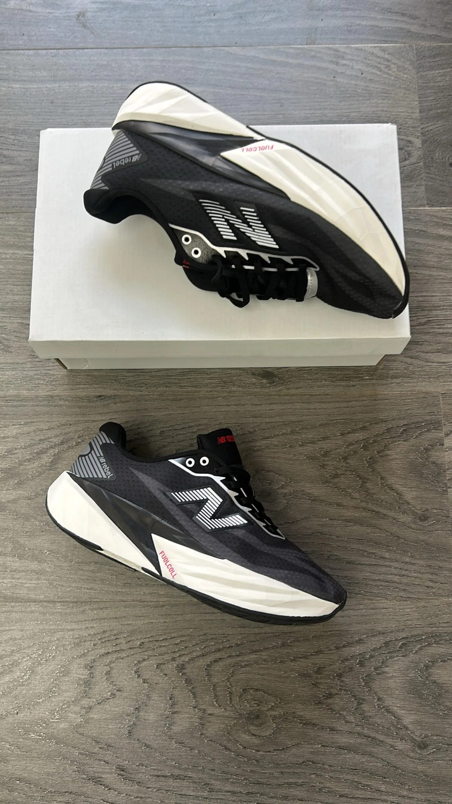 NEW BALANCE Rebel Running Series