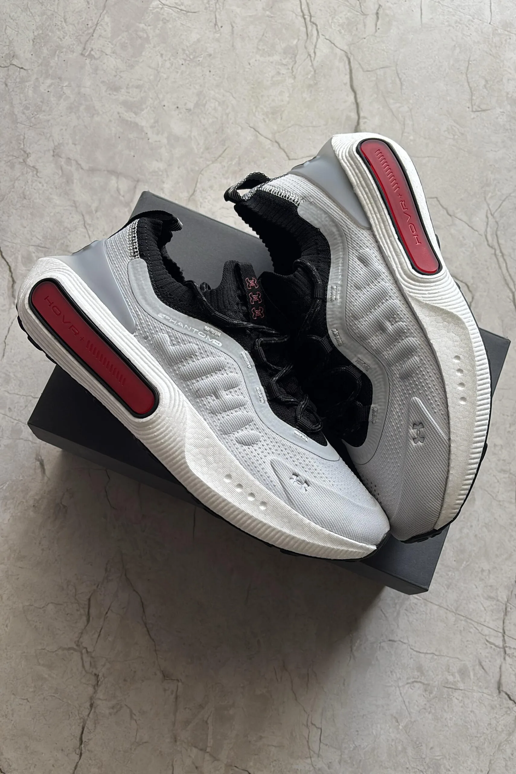 UNDER ARMOUR Phantom 4 White Clay Edition