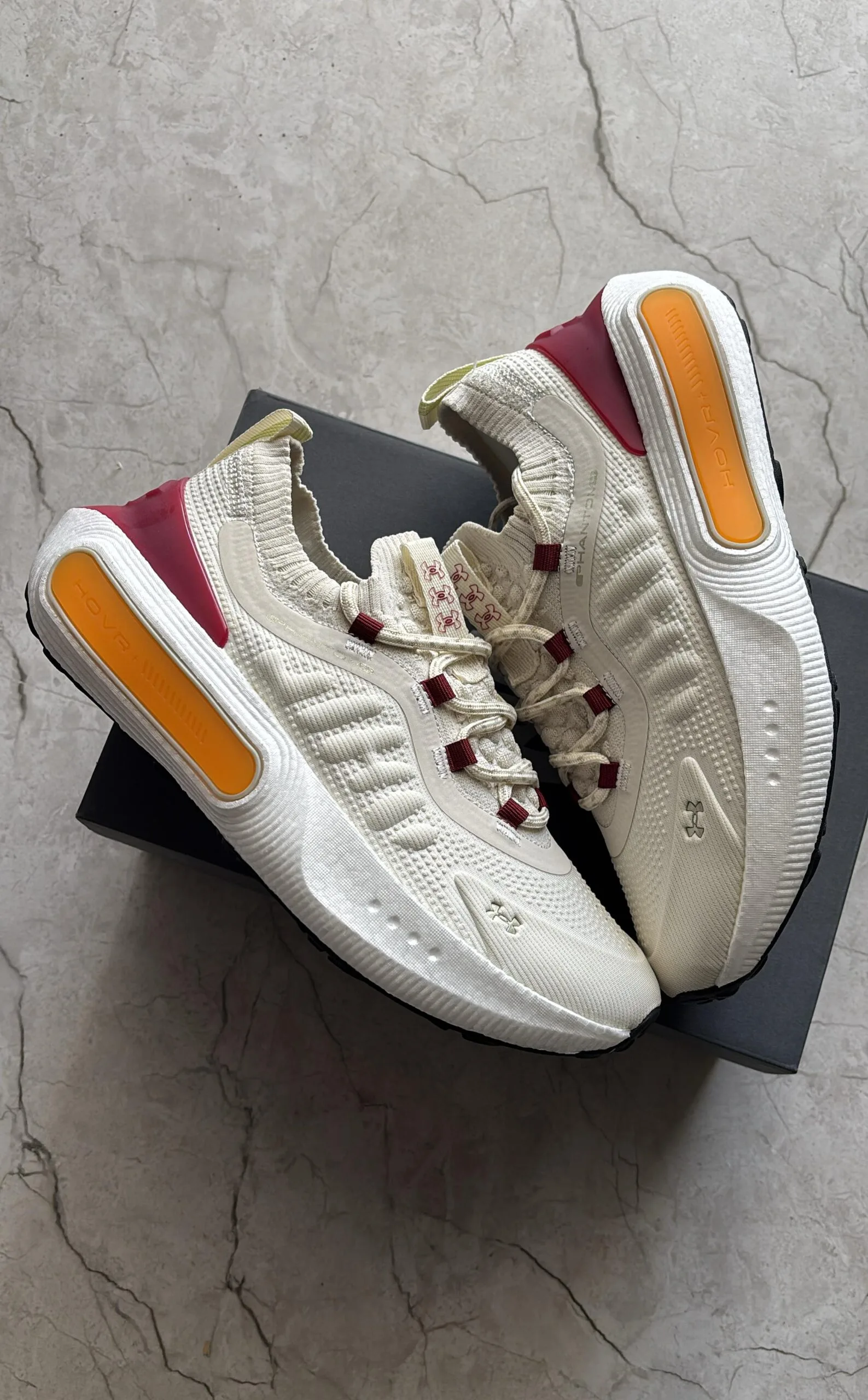 UNDER ARMOUR Phantom 4 White Clay Edition