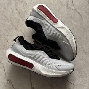 UNDER ARMOUR Phantom 4 White Clay Edition