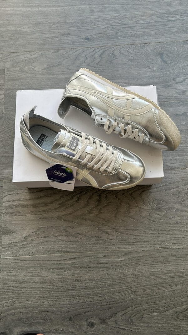 ONITSUKA TIGER Mexico 66 Silver