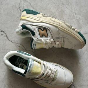 NEW BALANCE 550 Series